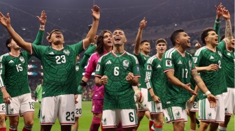 Terungkap! Ini 7 Alasan Kenapa Jersey Sepak Bola Piala Dunia Harganya Mahal