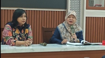 Komisi Informasi Jateng Cek Fisik Salinan Ijazah Jokowi di Dispersip Solo