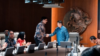 Indosat dan Arsari Bangun Tulang Punggung Internet Indonesia, Kelola Fiber 86.000 Km