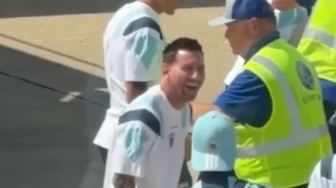 Momen Langka! Lionel Messi Tertawa Ngakak saat Diperiksa Petugas Bandara