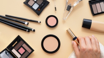 Urutan Makeup untuk Kulit Berminyak, Ini Tips agar Bebas Kilap dan Tidak Longsor