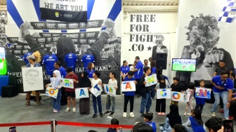 Persib Bandung Menggila, Gakuto Notsuda dan Ragnar Oratmangoen Resmi Gabung