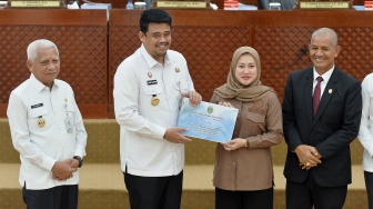 Gubsu Bobby Sampaikan Ranperda Pertanggungjawaban APBD 2025, Pemprov Sumut Catat Surplus Rp521,494 M