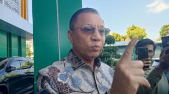 Lantik Istri Jadi Sekretaris Dinas Kesehatan, Wali Kota Bima: Bukan Nepotisme!