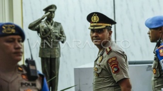 Miris! Eks Kapolres Bima Kota Pakai Uang Sabu Rp434 Juta Buat Umrah Keluarga