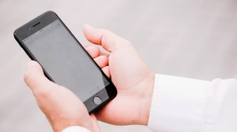 Mengucapkan Belasungkawa dengan Stiker WhatsApp, Etis atau Tidak?
