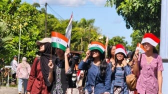 Tugasnya Hanya Melambaikan Bendera, 1.000 Siswa Dikerahkan Sambut Prabowo-Modi di Yogyakarta