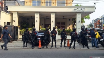 Brankas Jumbo Ditemukan di Balik Lemari Cafe Cipete, Diduga Simpan Bukti Korupsi PLTU