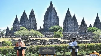 Momen Prabowo dan PM India Narendra Modi Kunjungi Candi Prambanan