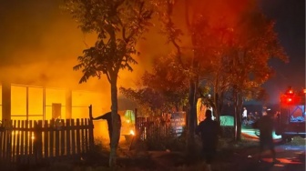 Gudang Bank Sampah di Jombang Ludes Terbakar