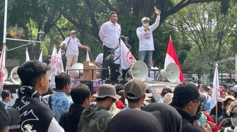 Dihadang saat Mau Geruduk BGN, Orator Demo MBG Sebut 1,5 Juta Pekerja Terancam: Negara Harus Hadir!