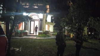 Rumah Mewah di Sentul City Bogor Digeledah Gabungan Polri