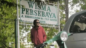 Selamat Jalan Sang Capo: Andie Peci, Pejuang Marwah Persebaya Itu Kini Telah Berpulang