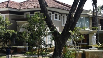 Siasat Sembunyikan Aset? KPK Duga Rumah Mewah Jampidsus Febrie Adriansyah di Sentul Gunakan Nominee