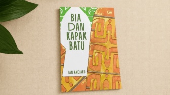 Bia dan Kapak Batu: Potret Gagap Modernitas di Balik Adat Pedalaman Papua