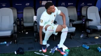 Terpincang-pincang Lawan Maroko, Kylian Mbappe Akui Cedera Engkel