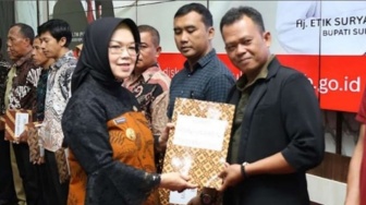 Bupati Sukoharjo Tak Sendiri, KPK Amankan Empat Orang dalam OTT di Solo Raya