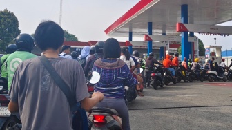 Gawat! BBM di Medan-Deli Serdang Banyak Kosong: Antrean Mengular, Warga Menjerit