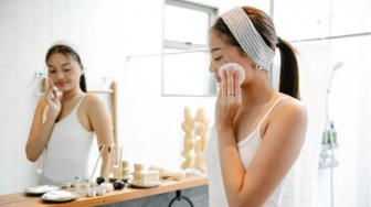 Bye Kulit Kering! 4 Micellar Water Trehalose Berikan Efek Hidrasi Optimal