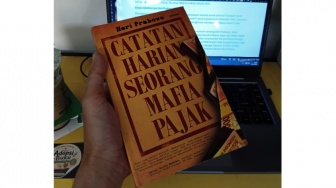 Membaca Catatan Harian Seorang Mafia Pajak: Antara Kebenaran yang Pahit dan Fiksi yang Terasa Nyata