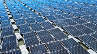 Target PLTS 100 GW: Bisakah Bali, NTB, dan NTT Memimpin Transisi Energi Indonesia?