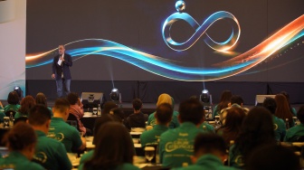 President Director & CEO Sequis Life, Ted Margono memberikan sambutan saat peluncuran  Sequis CareIn  dengan Konsep “One Care, All In" di Bandung, Selasa (14/7/2026). [Handout]