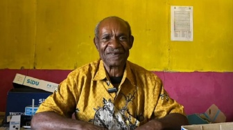32 Tahun Jadi Guru, Mimpi Isayas Tigi Lihat Sekolah Gratis di Papua Tengah Akhirnya Terwujud