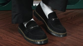 4 Penny Loafers Lokal di Bawah Rp500 Ribu, Stylish dan Ramah di Kantong!