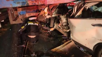 Petaka Tol Pandaan-Malang: Mobil Satu Keluarga Asal Surabaya Hancur Dihantam Fuso, 5 Tewas