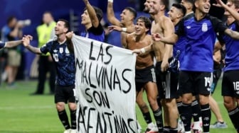 Selebrasi Argentina Picu Kontroversi, Apa Makna Spanduk Las Malvinas?