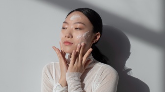 3 Sunscreen Korea Terbaik untuk Flek Hitam sesuai Review dan Harga