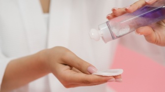 5 Clarifying Toner yang Bantu Kulit Wajah Lebih Halus dan Sehat