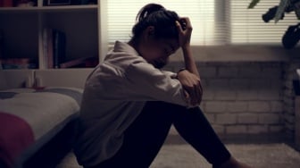 Tenggelam dalam Tuntutan, Terbungkam oleh Stigma: Potret Buram Kesehatan Mental Remaja