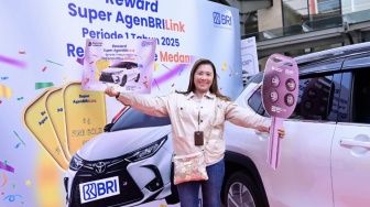 Kisah BRILink Agen Simalungun: Dulu Jemput Bola, Kini Bawa Pulang Mobil dari BRI