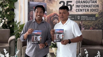 Panut Rilis Buku Otobiografi, Tegaskan Komitmen Kawal Benteng Hijau Sumatra