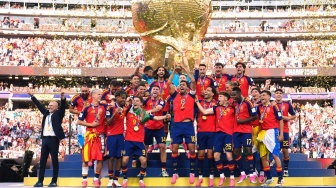 Setelah 16 Tahun, Spanyol Kembali Jadi Raja Sepak Bola Dunia