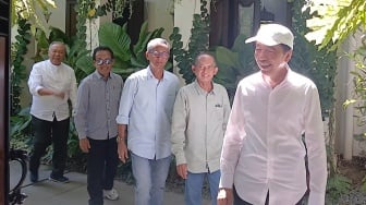 Jokowi Kumpulkan Teman Kuliah Satu Angkatan di UGM, Persiapan Sidang Roy Suryo dan dr Tifa