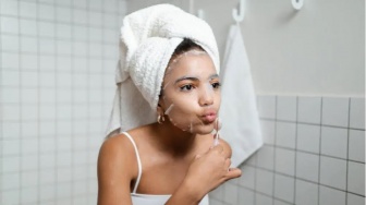4 Hydrating Sheet Mask Ampuh Berikan Hidrasi Ekstra untuk Skin Barrier Kuat
