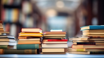 Literasi Kelas Menengah: Saat Hobi Membaca Menjadi Sebuah Privilege