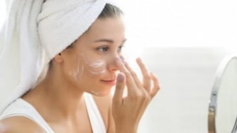 4 Hybrid Sunscreen Cegah Jerawat Meradang Akibat Paparan Sinar Matahari