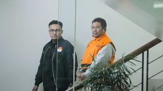Usai OTT, Bupati Lombok Barat Lalu Ahmad Zaini Resmi Ditahan KPK