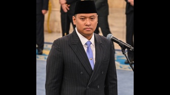 Kepala BGN Sudaryono bersiap mengikuti pelantikan saat pelantikan pejabat baru di Istana Negara, Jakarta, Rabu (22/7/2026). [ANTARA FOTO/Galih Pradipta/nym]
