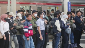 Kenapa Jadi Pepes di KRL Lebih Baik bagi Lingkungan