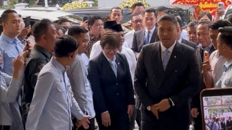 Baru Dilantik, Sudaryono Langsung Pimpin Rapat Perdana di BGN