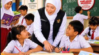 Hari Anak Nasional 2026, Gubernur Khofifah Dorong Pemenuhan Hak Anak sebagai Investasi Bangsa