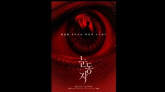 Review The Eyes: Drama Thriller Mencekam tentang Misteri Kematian si Kembar