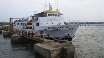 Laut Madura Lagi Nggak Bersahabat, Penyeberangan dari Pelabuhan Jangkar Resmi Disetop Sementara