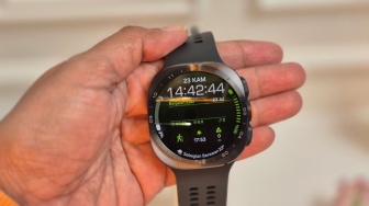 Samsung Galaxy Watch Ultra2 vs Galaxy Watch9: Mana Smartwatch AI yang Paling Layak Anda Miliki?