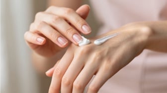 5 Rekomendasi Hand Cream untuk Tangan Halus, Lembut, dan Bebas Kering