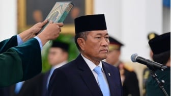 Universitas Republik Indonesia dan Ironi Kesejahteraan Tenaga Pendidik